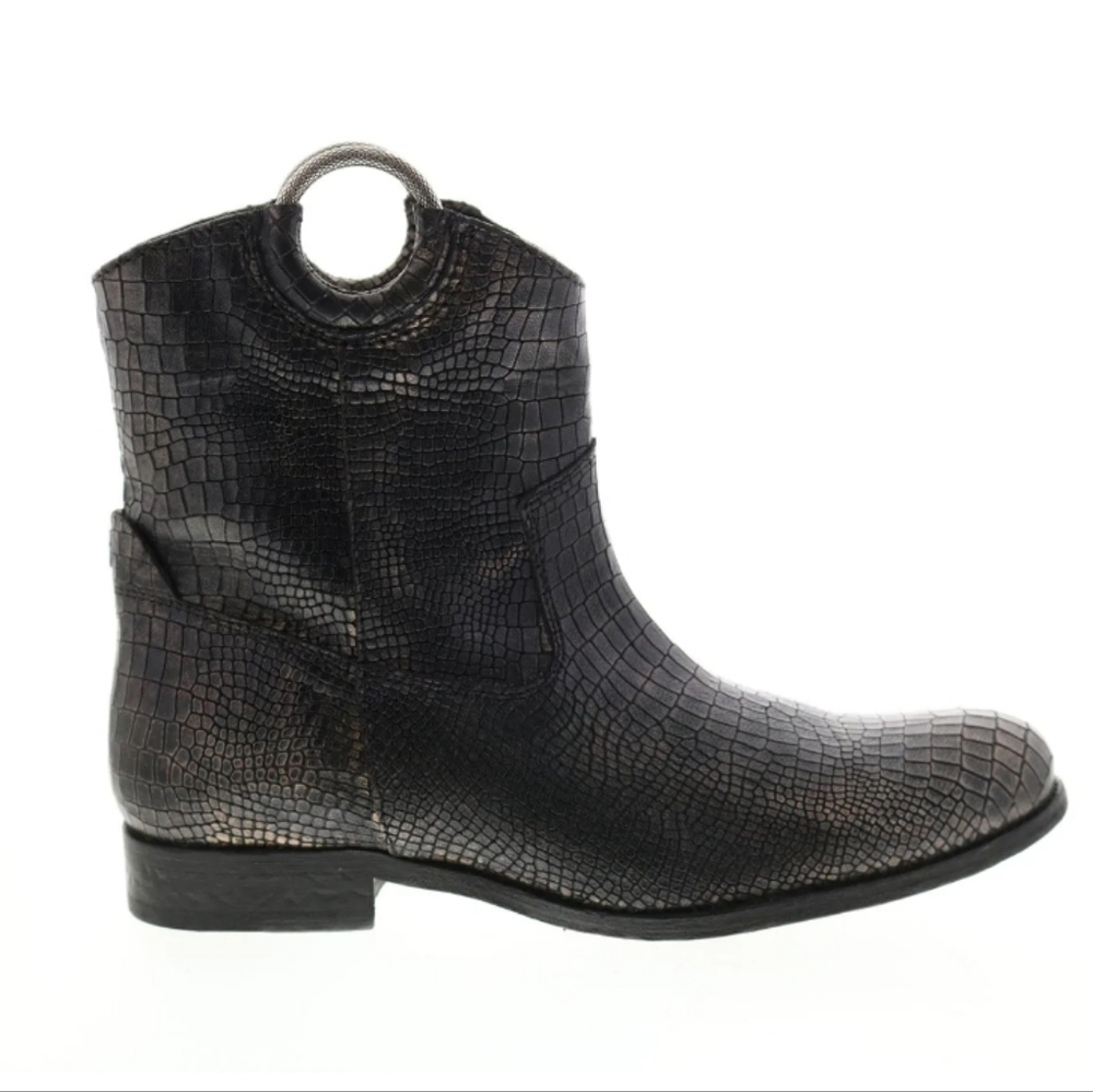 Frye Melissa Harness Pull on Short Women's Leather Boots
